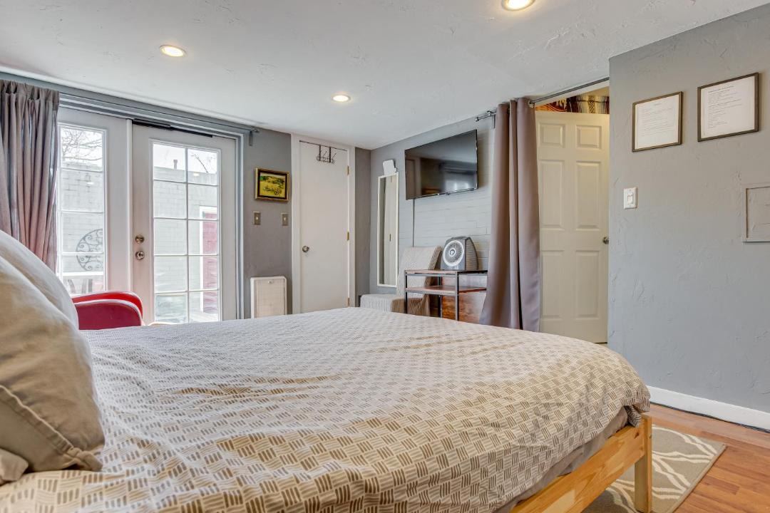 Photo of Bedroom in Platt Park