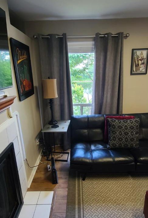 Photo of Livingroom in North Capitol