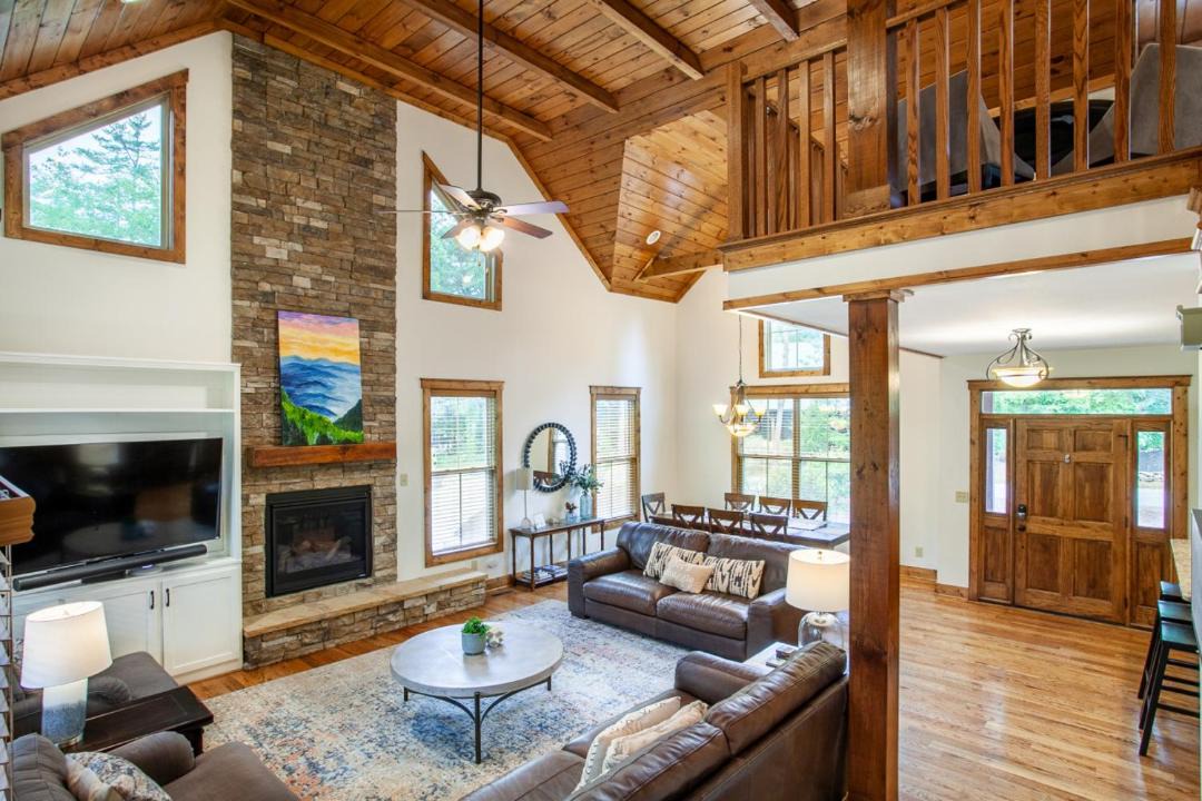 Photo of Livingroom in Townsend