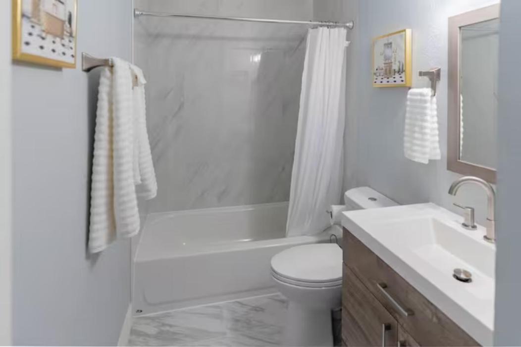 Photo of Bathroom in Scenic Heights