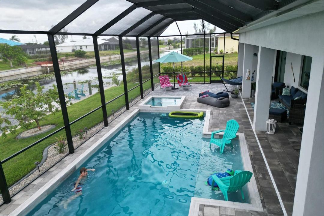 Photo of Outdoor in Pelican