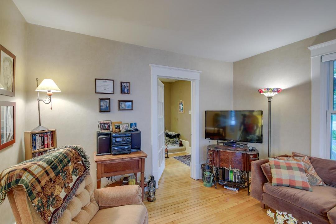 Photo of Livingroom in De Pere