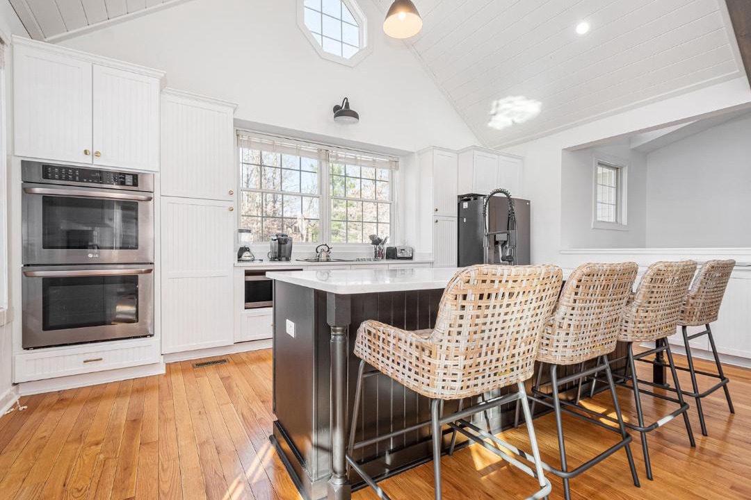 Photo of Kitchen in Waterfront Greens