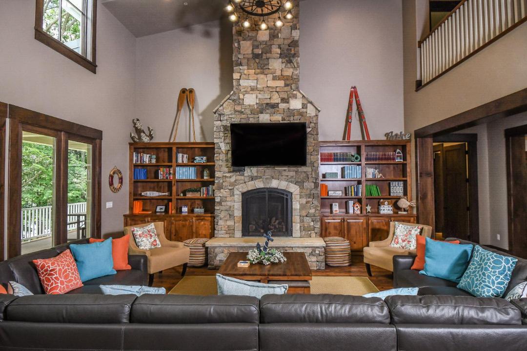 Photo of Livingroom in Waterfront Greens