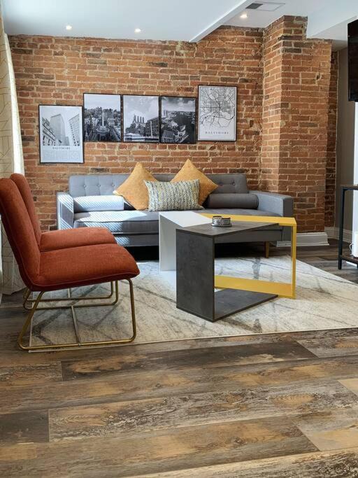 Photo of Livingroom in Fells Point