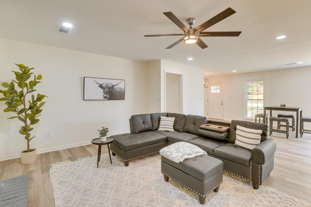 Photo of Livingroom in Northport