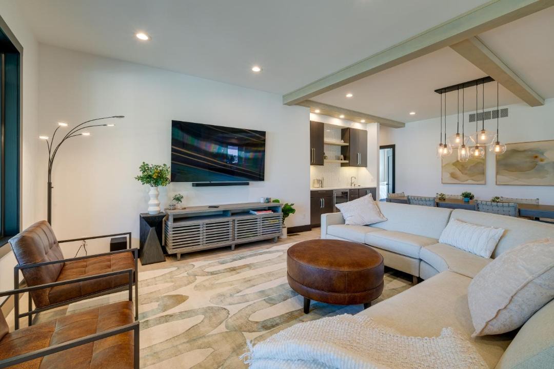 Photo of Livingroom in Boyne City