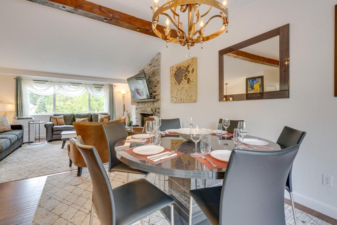 Photo of Livingroom in Kenmore
