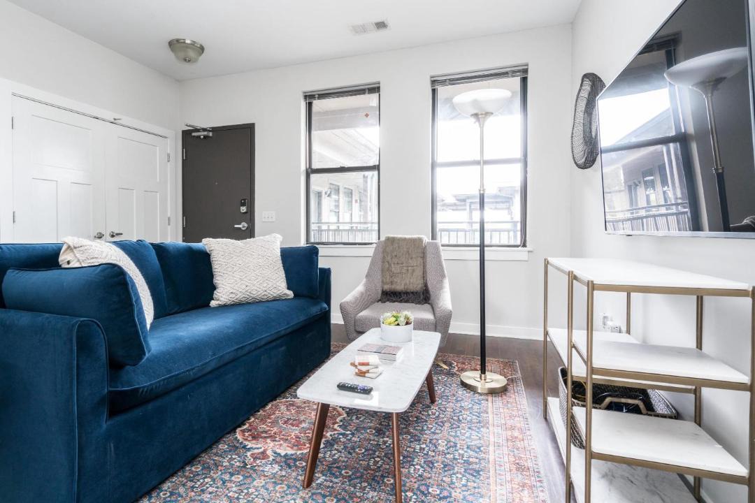 Photo of Livingroom in Music Row