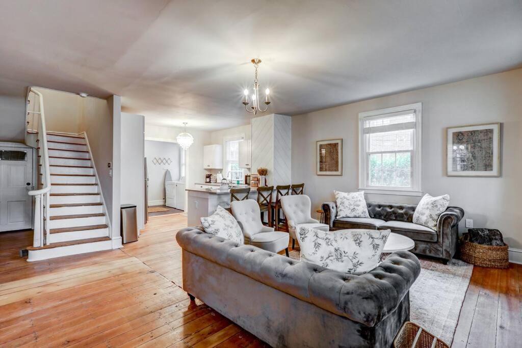 Photo of Livingroom in Mountville
