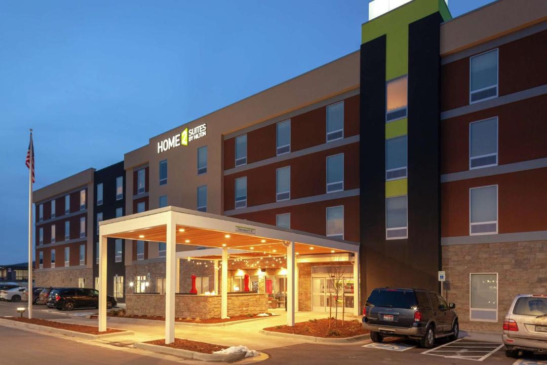 Photo of Buildings in Centennial