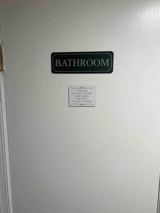 Photo of Others in Clinton