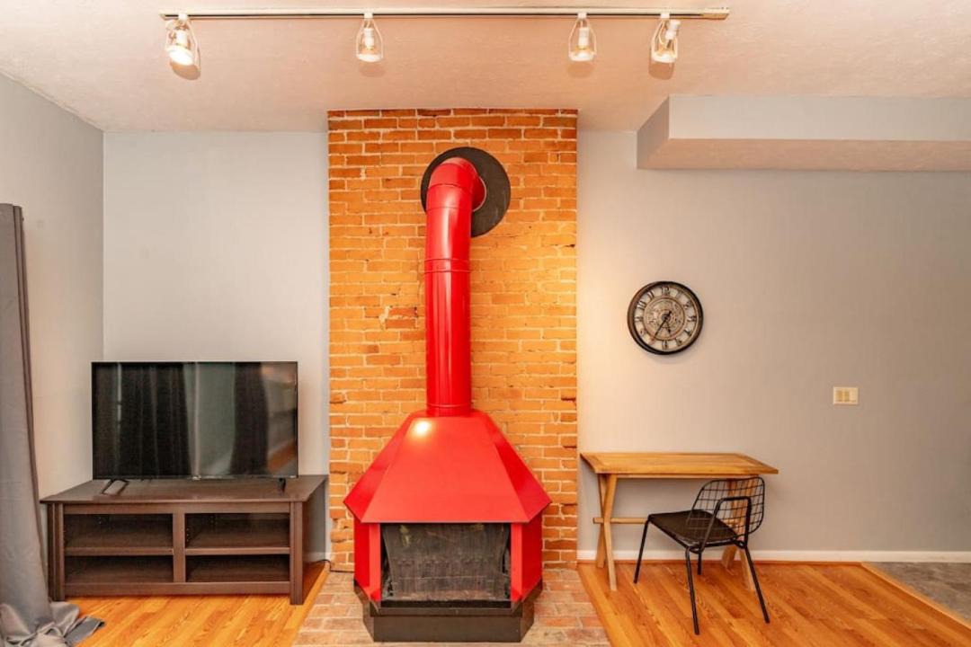 Photo of Livingroom in Mount Adams