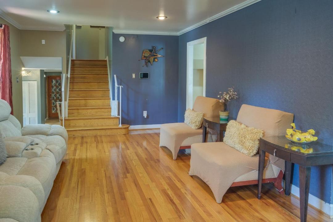 Photo of Livingroom in Clinton
