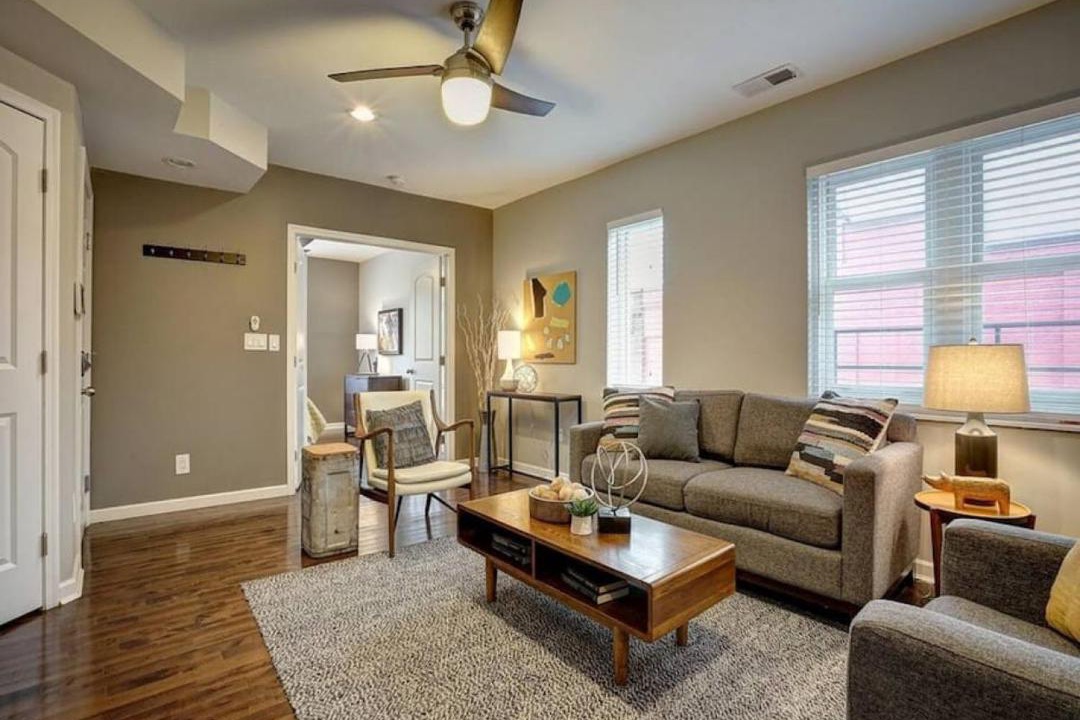 Photo of Livingroom in Mount Auburn