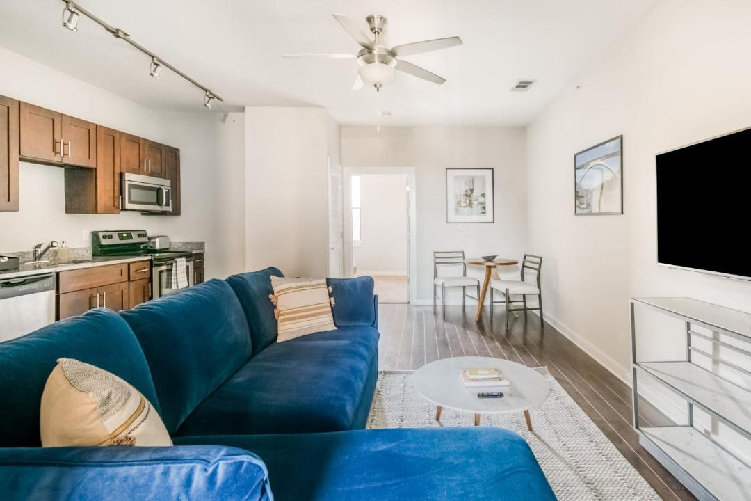 Photo of Livingroom in Music Row