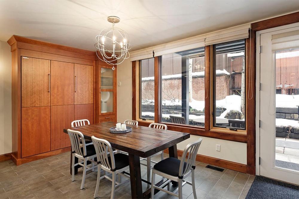 Photo of Livingroom in Aspen
