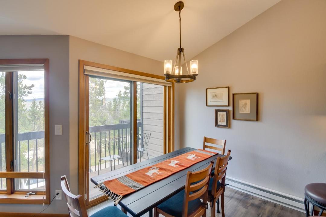 Photo of Livingroom in Fraser