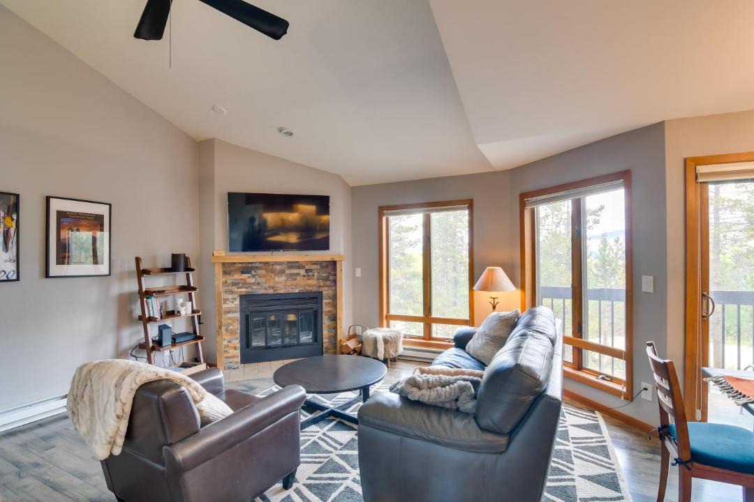 Photo of Livingroom in Fraser