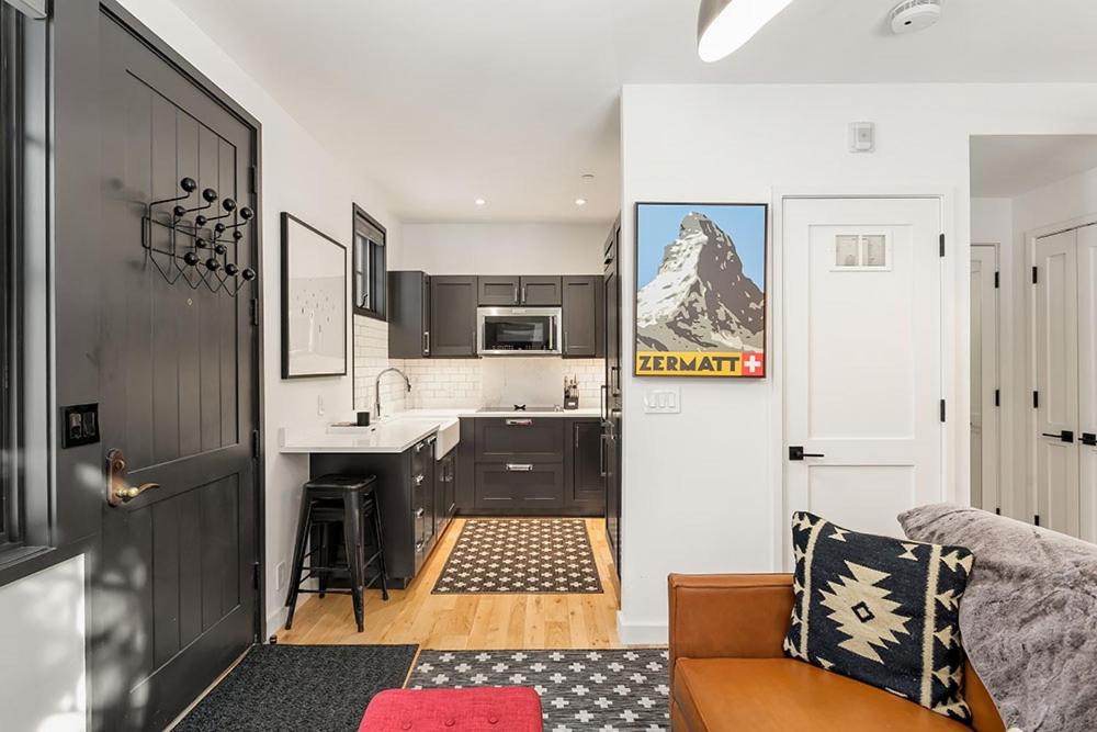 Photo of Livingroom in West End