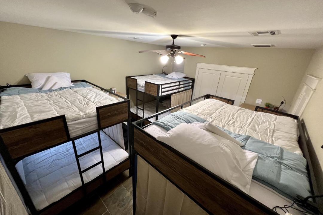 Photo of Bedroom in Midtown