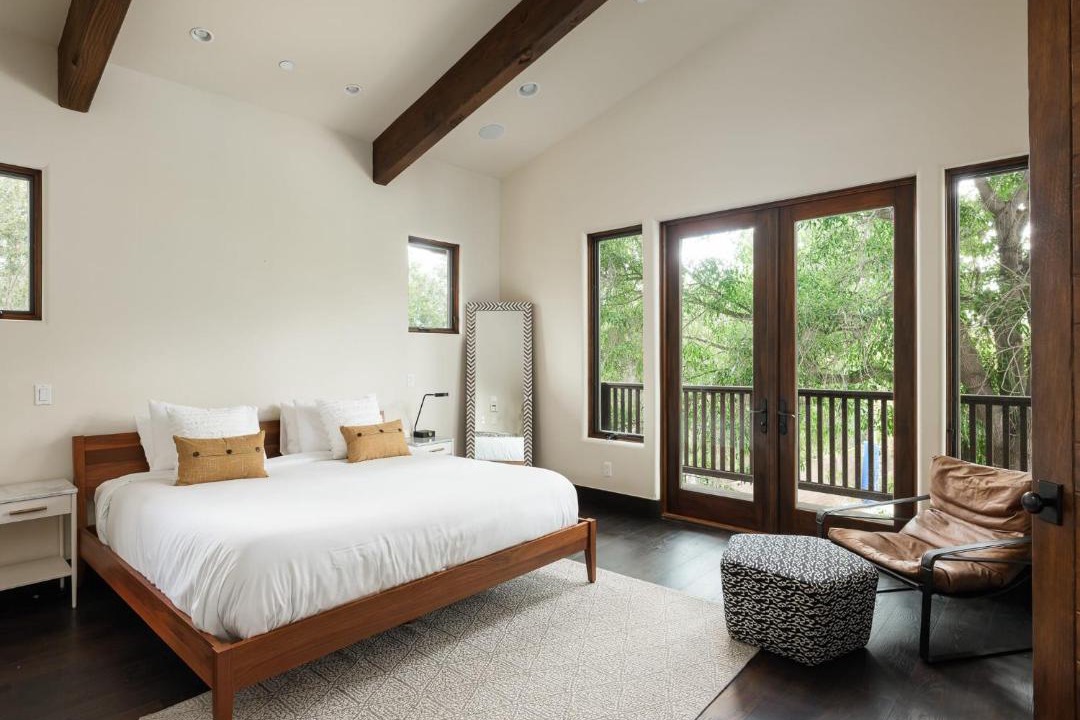 Photo of Bedroom in Lake Hodges