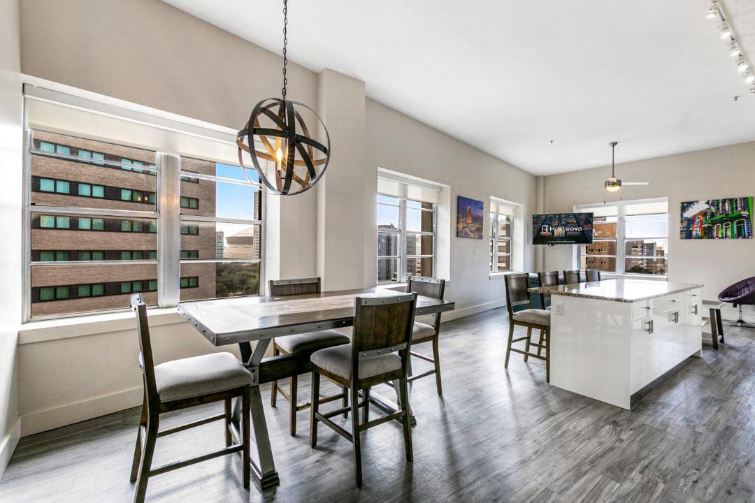 Photo of Livingroom in Central Business District