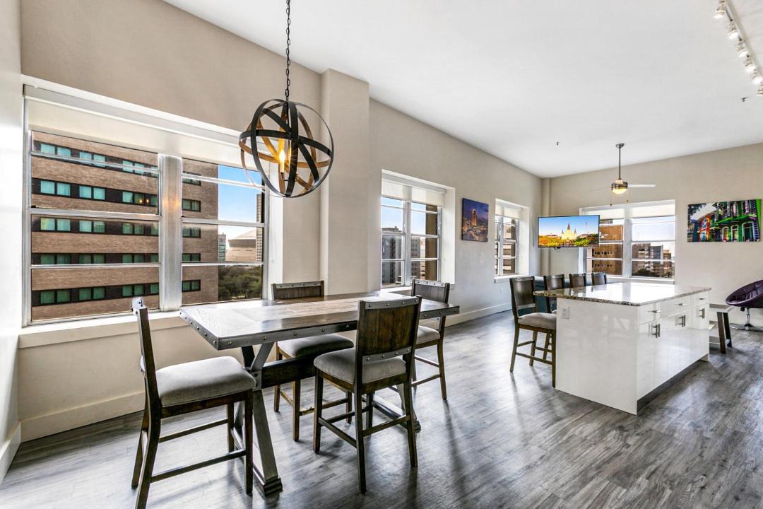 Photo of Livingroom in Central Business District