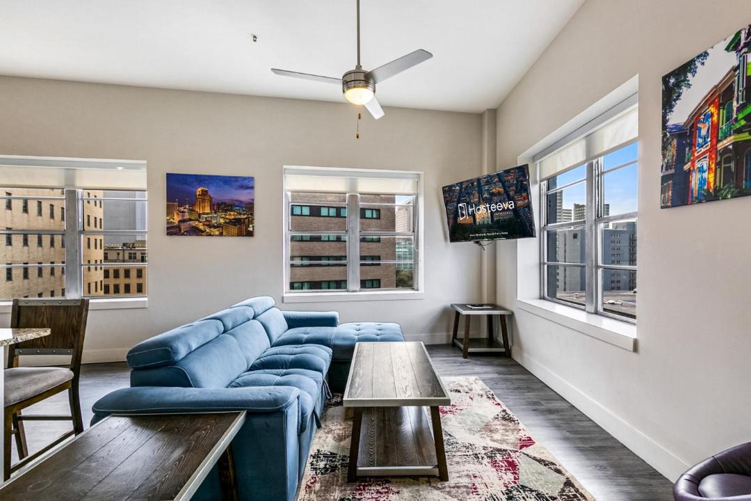 Photo of Livingroom in Central Business District