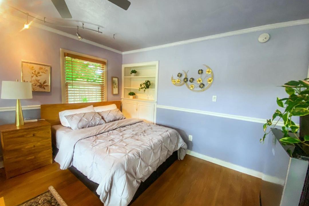 Photo of Bedroom in Arden-Arcade