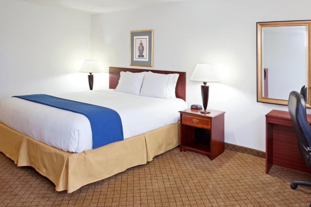 Photo of Bedroom in Alliance