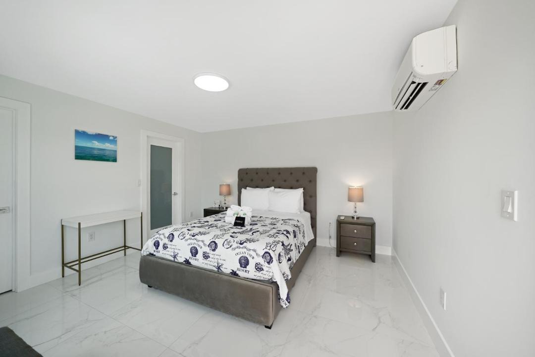 Photo of Bedroom in Melaleuca Gardens