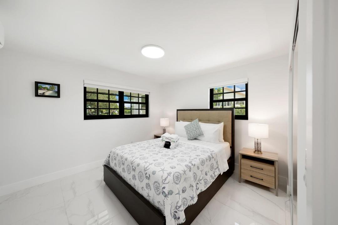 Photo of Bedroom in Melaleuca Gardens