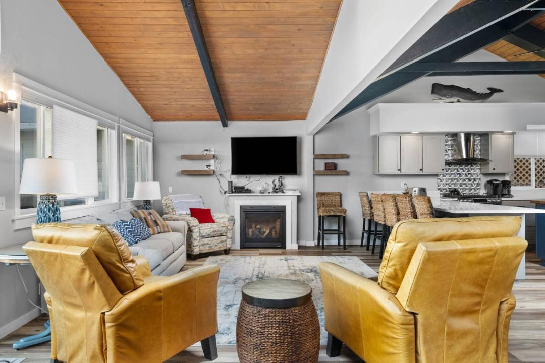 Photo of Livingroom in Rockaway Beach