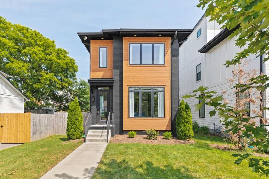 Photo of Buildings in Cleveland Park