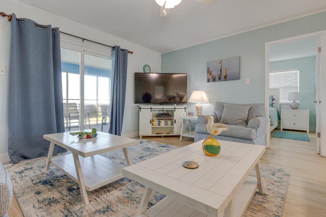 Photo of Livingroom in Silver Cay