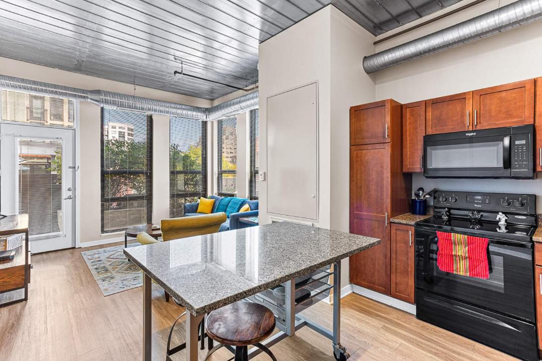 Photo of Kitchen in Old West Side