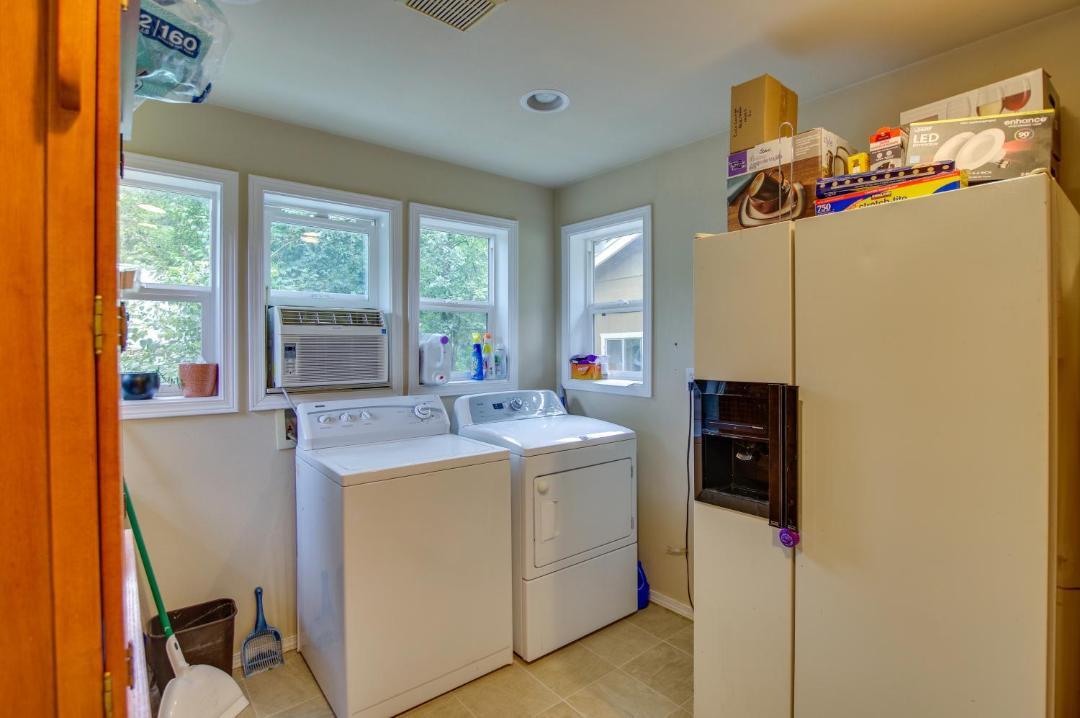 Photo of Kitchen in Gold Bar