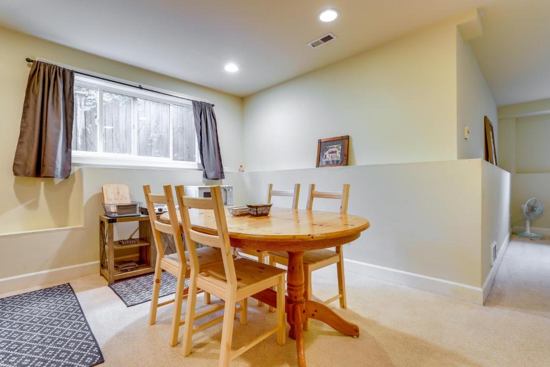 Photo of Livingroom in Greenwood