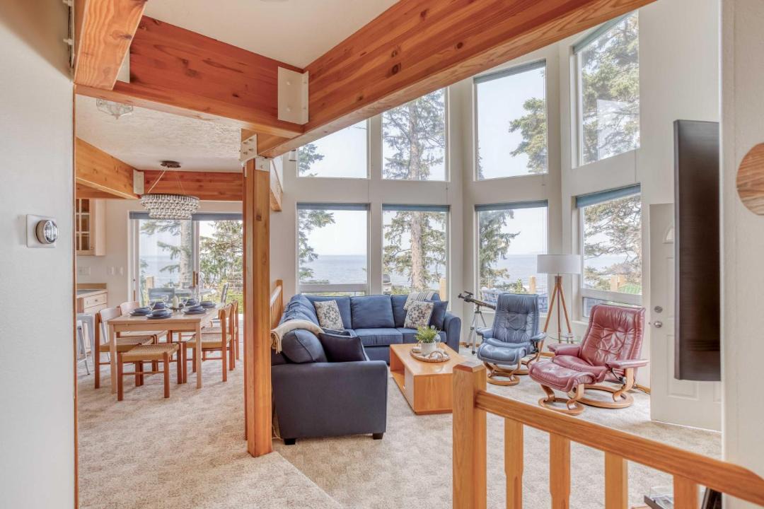 Photo of Livingroom in Neskowin