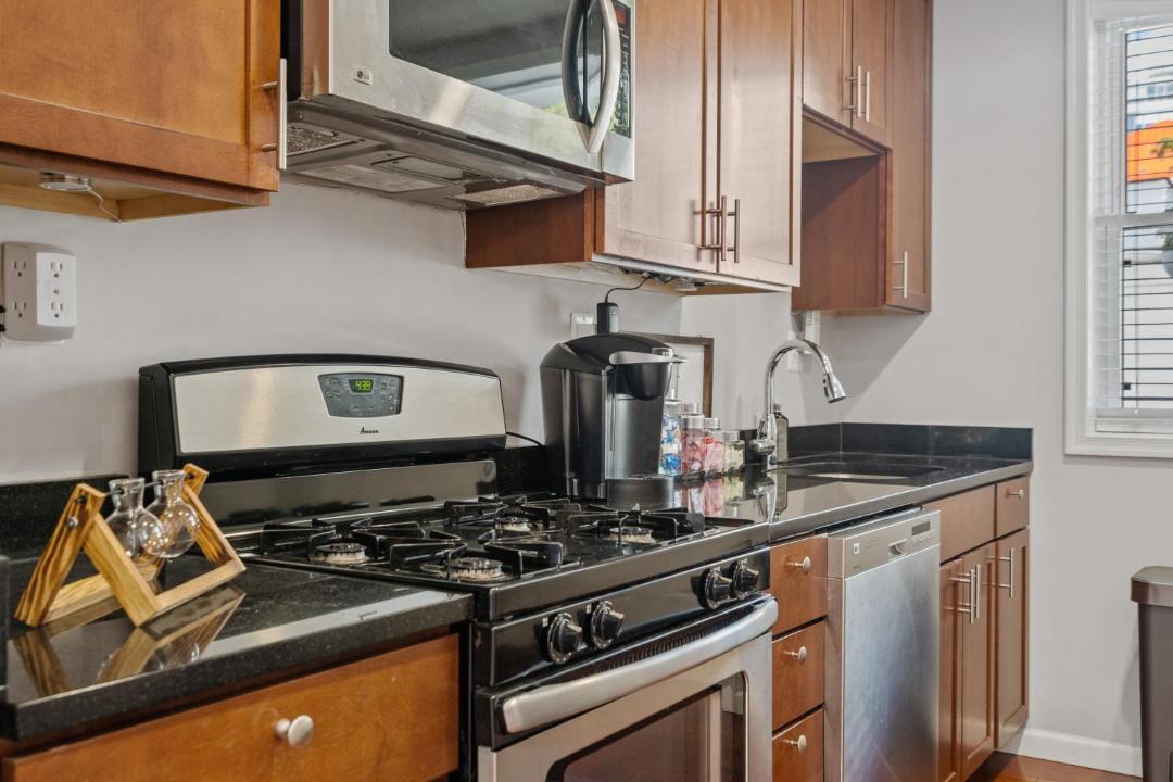 Photo of Kitchen in Navy Yard