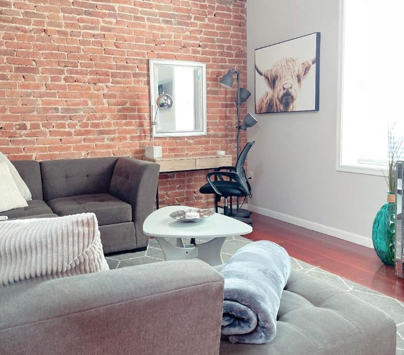 Photo of Livingroom in Navy Yard