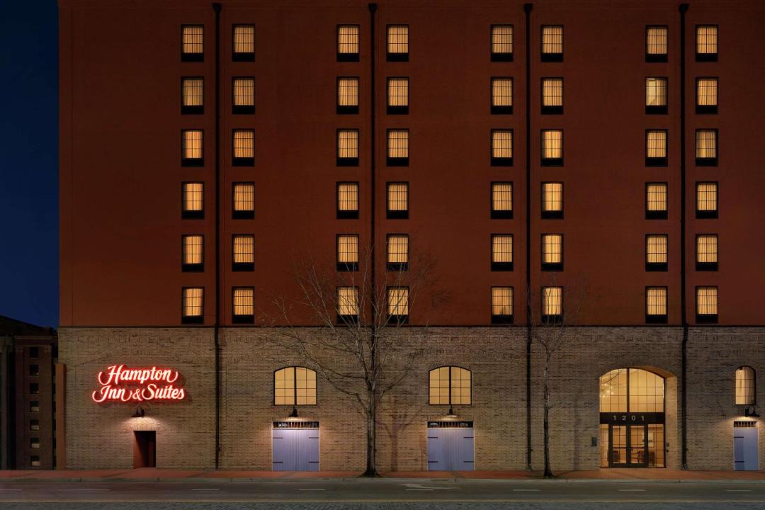 Photo of Buildings in Arts/Warehouse District