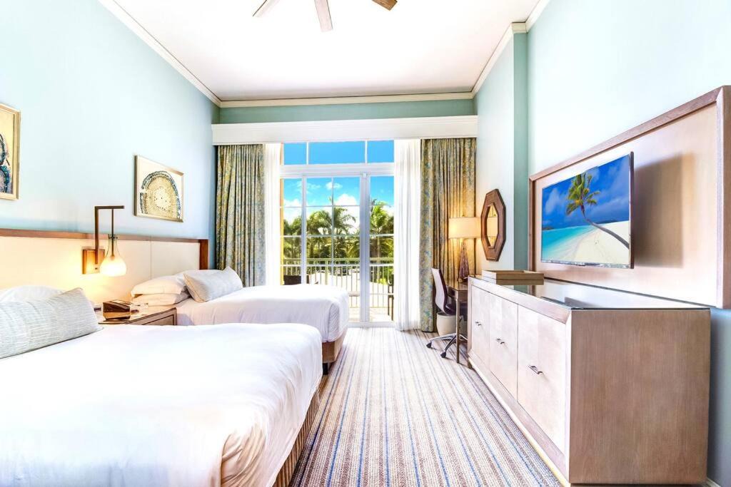 Photo of Bedroom in Key Biscayne