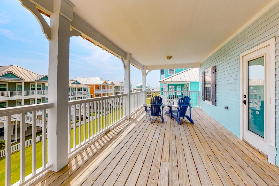 Photo of Patio Balcony in Beachside Village