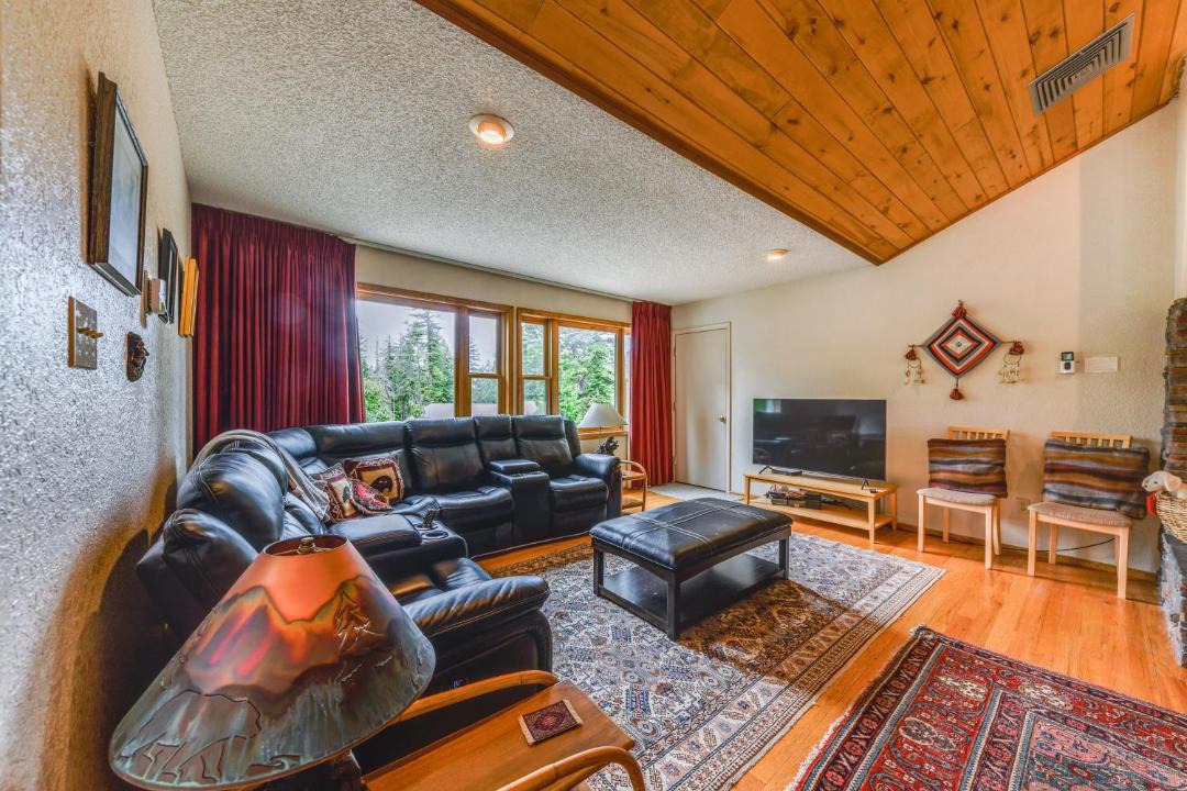 Photo of Livingroom in Cloudcroft