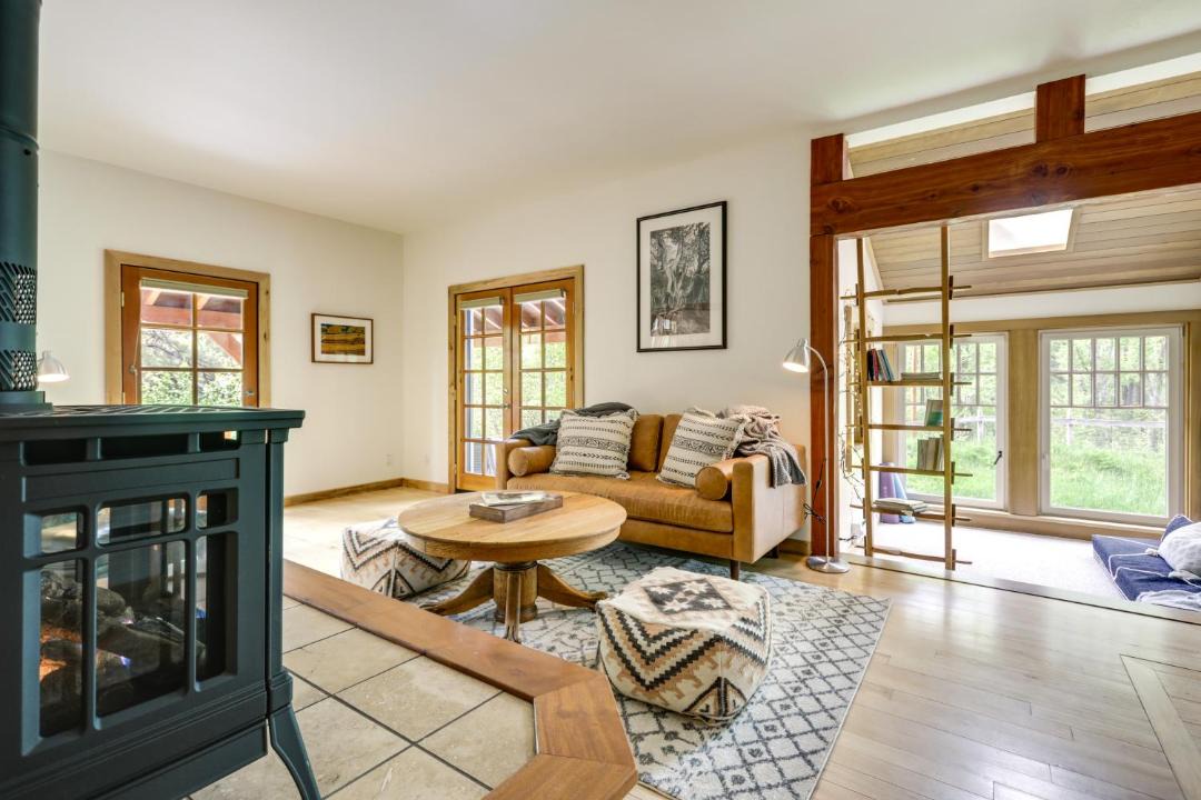 Photo of Livingroom in Marble