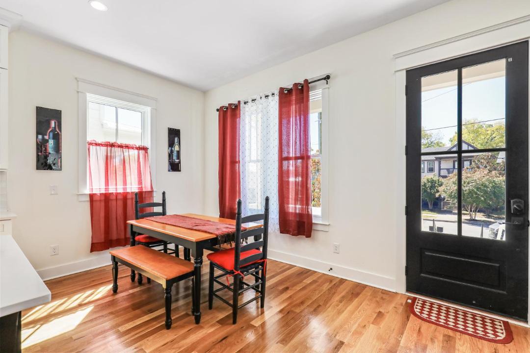 Photo of Livingroom in Salemtown