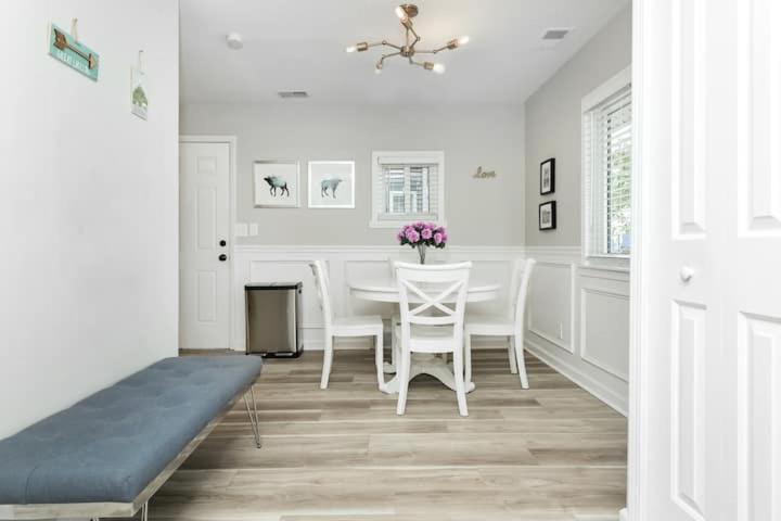 Photo of Livingroom in Harrison Township