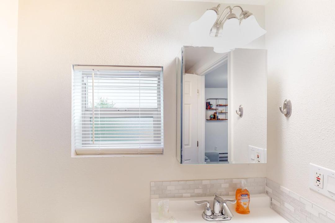 Photo of Bathroom in Winchester Bay